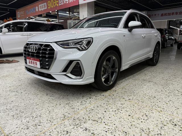 Audi Q3 2022, 1.4 л турбо, 7-ступенчатая двойное сцепление, Передний привод, пробег 48 000 км — авто из Китая с пробегом