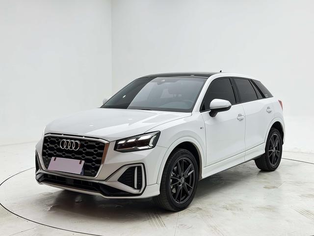Audi Q2L 2022, 1.4 л турбо, робот (DCT), передний, пробег 38 000 км — авто из Китая с пробегом