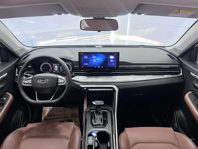 Geely Emgrand X6 2021, фото 15