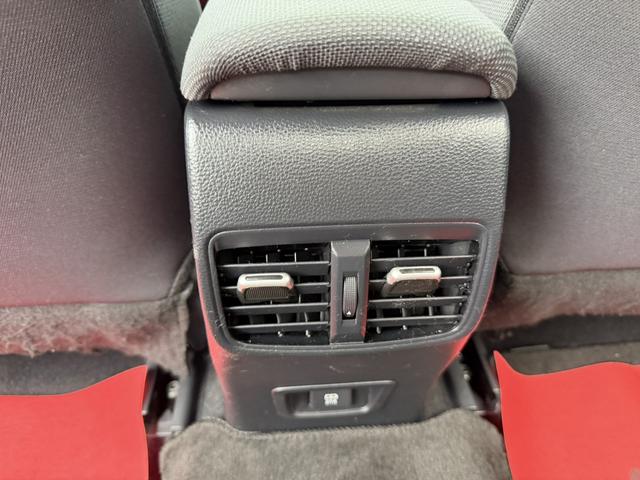 Toyota Corolla 2023, фото 10