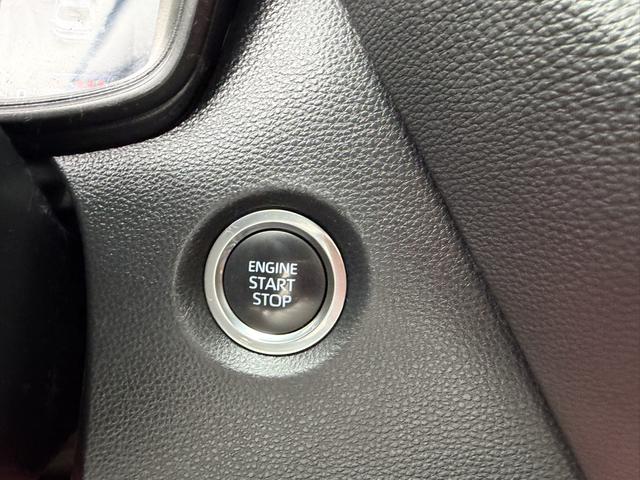 Toyota Corolla 2023, фото 15