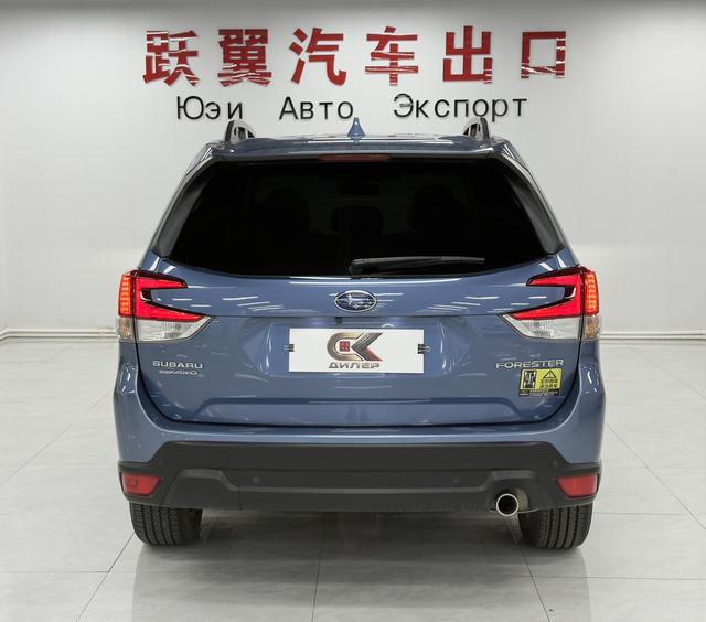 Subaru Forester 2022, фото 5