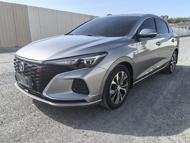 Changan Yidong 2021, 1.4 л турбо, робот (DCT), передний, пробег 50 000 км — авто из Китая с пробегом