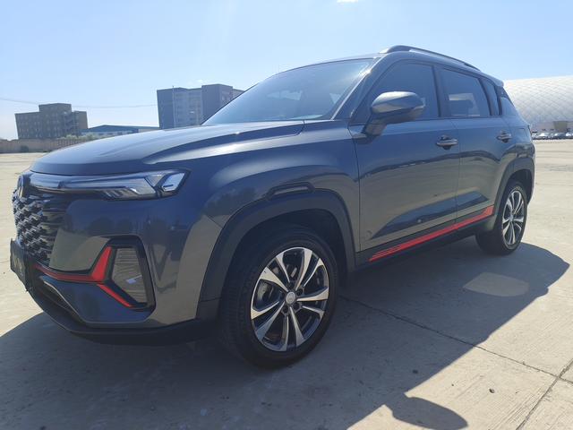 Changan CS35 PLUS 2023, 1.4 л турбо, 7-ступенчатая двойное сцепление, Передний привод, пробег 48 000 км — авто из Китая с пробегом