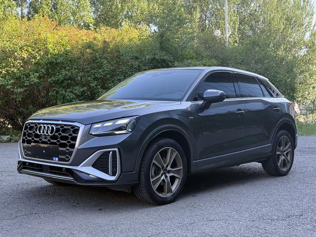 Audi Q2L 2022, 1.4 л турбо, 7-ступенчатая двойное сцепление, Передний привод, пробег 38 000 км — авто из Китая с пробегом