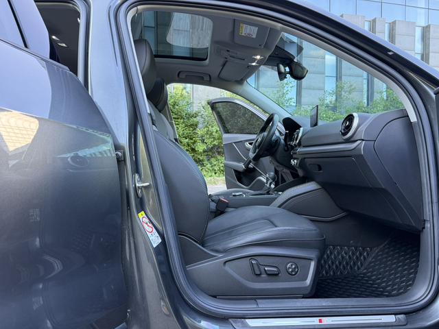 Audi Q2L 2022, фото 14