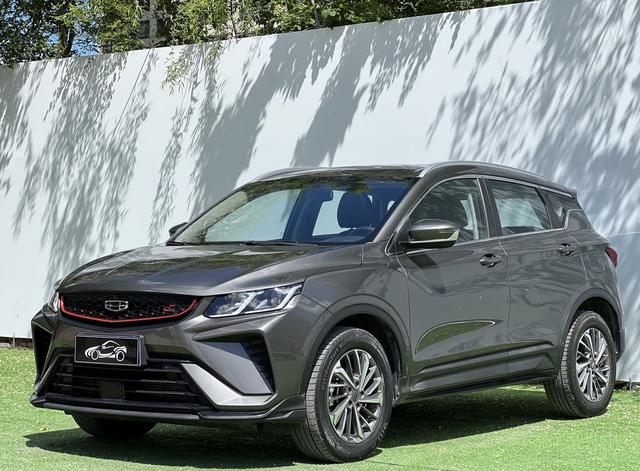 Geely Binyue 2021, 1.4 л турбо, 6-ступенчатая двойное сцепление, Передний привод, пробег 56 000 км — авто из Китая с пробегом