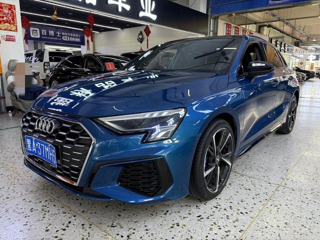 Audi A3 2021, 1.4 л турбо, 7-ступенчатая двойное сцепление, Передний привод, пробег 44 000 км — авто из Китая с пробегом