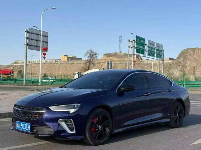 Buick Regal 2021, 2 л турбо, автомат, передний, пробег 68 000 км — авто из Китая с пробегом