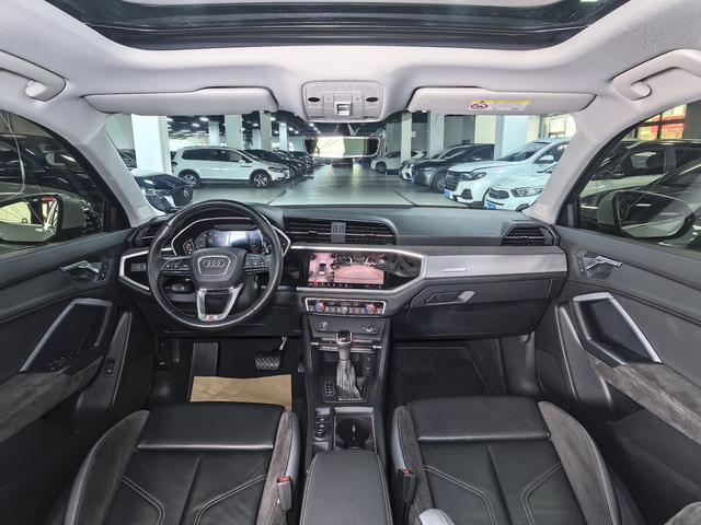 Audi Q3 Sportback 2022, фото 15