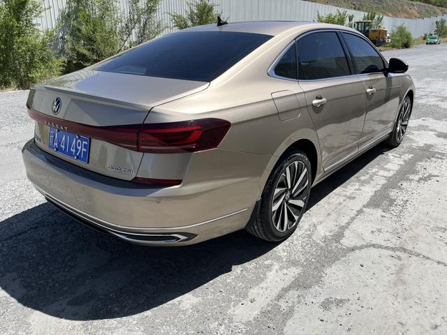 Volkswagen Passat 2022, фото 6