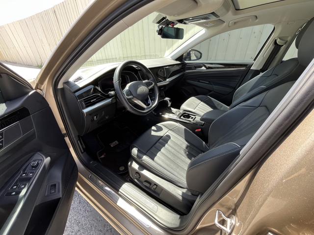 Volkswagen Passat 2022, фото 7
