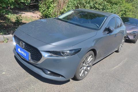 Mazda 3 2023, 2 л, автомат, передний, пробег 15 300 км — авто из Китая с пробегом