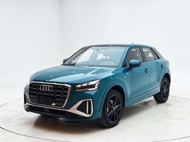 Audi Q2L 2022, 1.4 л турбо, 7-ступенчатая двойное сцепление, Передний привод, пробег 26 800 км — авто из Китая с пробегом