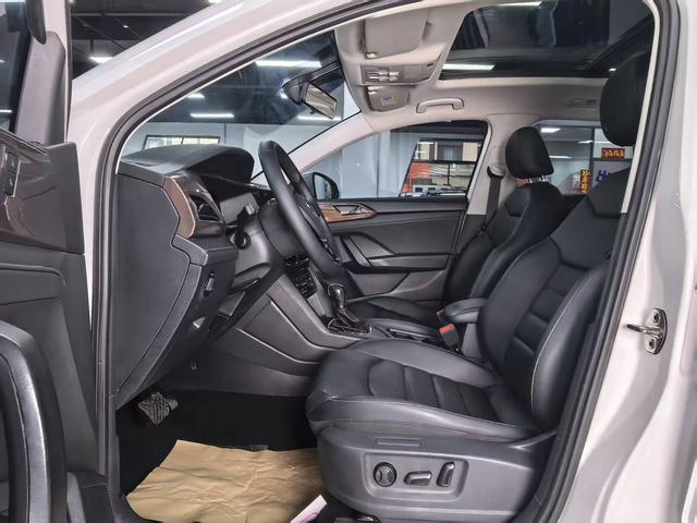Volkswagen Tharu 2022, фото 8