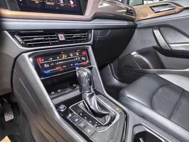 Volkswagen Tharu 2022, фото 17