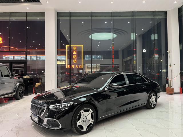 Mercedes-Benz Maybach S-Class 2024, 3 л турбо, автомат, полный, пробег 16 000 км — авто из Китая с пробегом