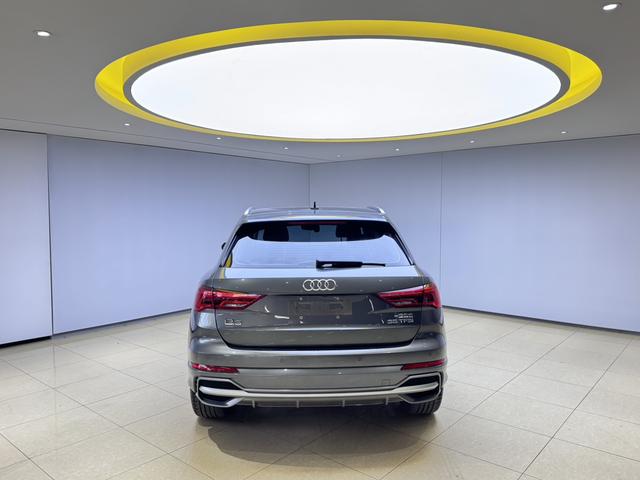 Audi Q3 2023, фото 5