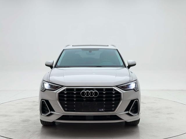Audi Q3 2022, фото 2