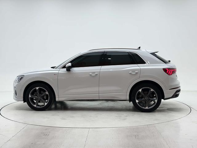 Audi Q3 2022, фото 7