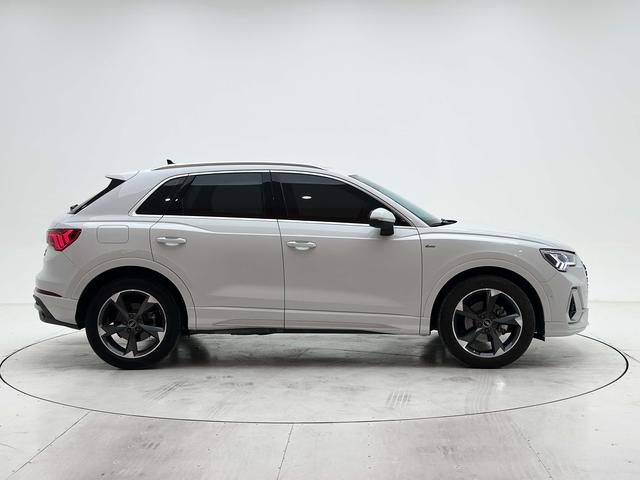 Audi Q3 2022, фото 9
