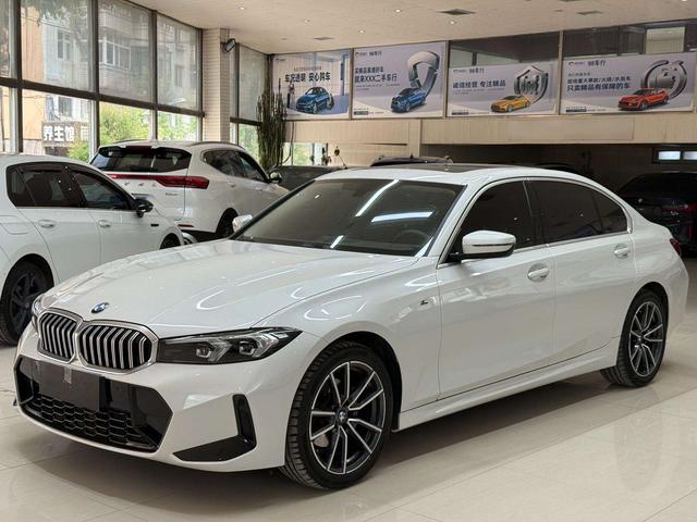 BMW 3 2023, 2 л турбо, автомат, задний, пробег 24 000 км — авто из Китая с пробегом