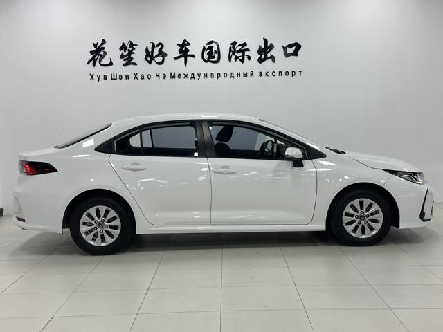 Toyota Corolla 2023, фото 4