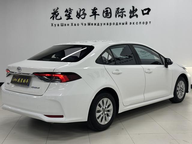 Toyota Corolla 2023, фото 5