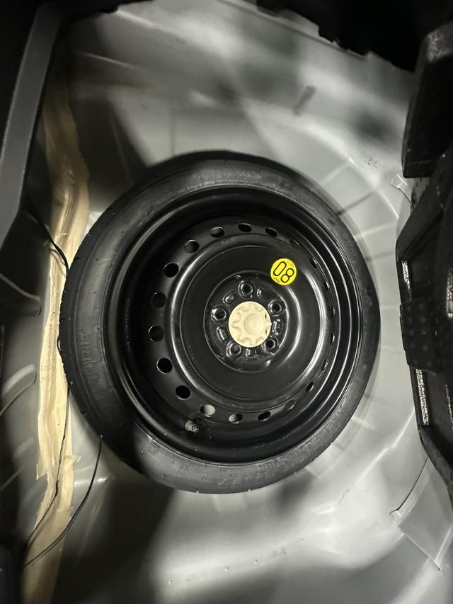 Toyota Corolla 2023, фото 10