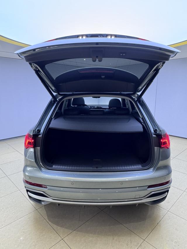 Audi Q3 2023, фото 9