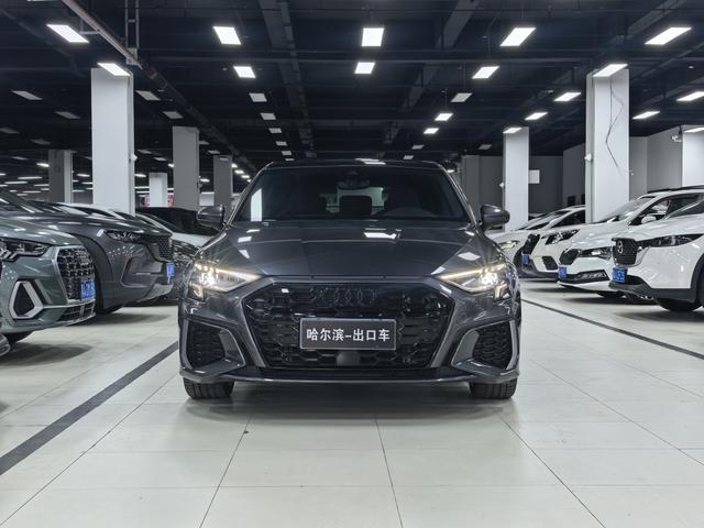 Audi A3 2023, фото 2