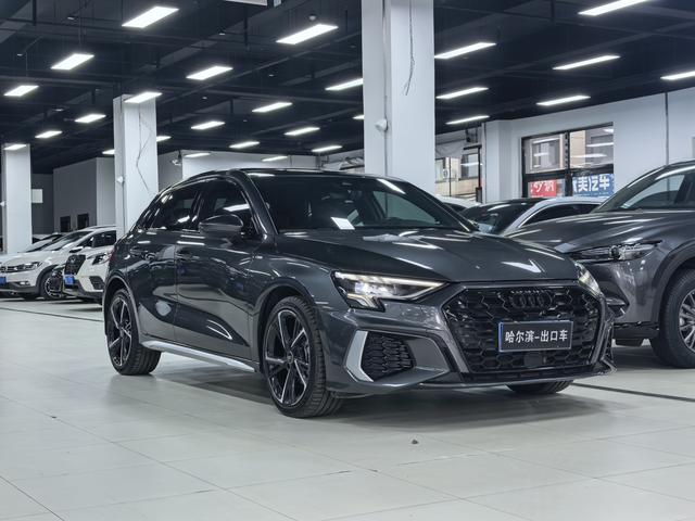 Audi A3 2023, фото 3