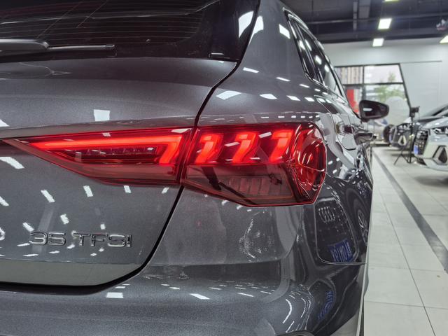 Audi A3 2023, фото 5