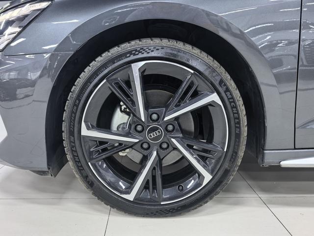 Audi A3 2023, фото 6