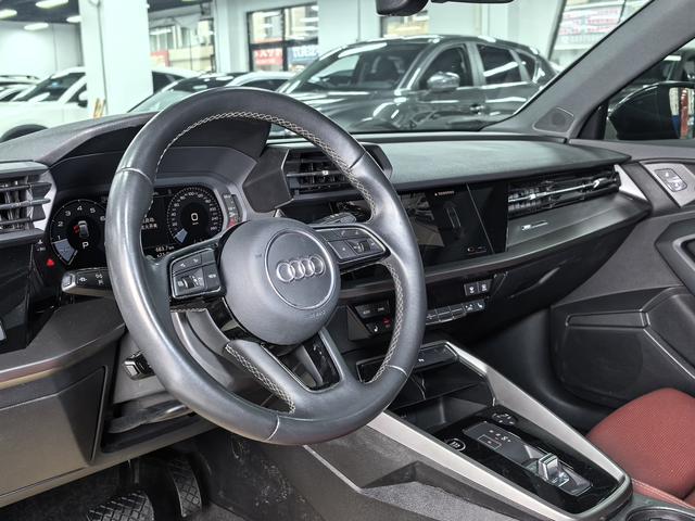 Audi A3 2023, фото 10