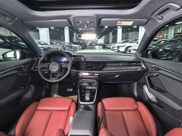 Audi A3 2023, фото 13