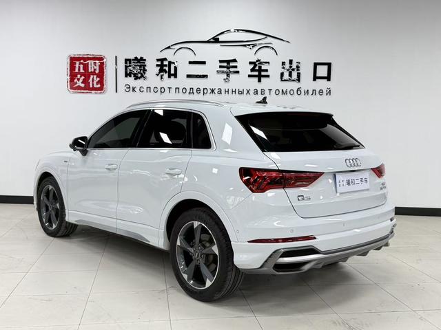 Audi Q3 2022, фото 6