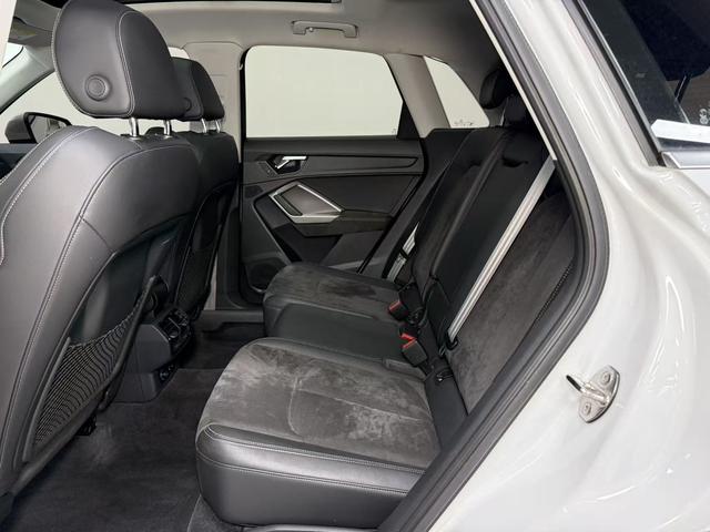 Audi Q3 2022, фото 12