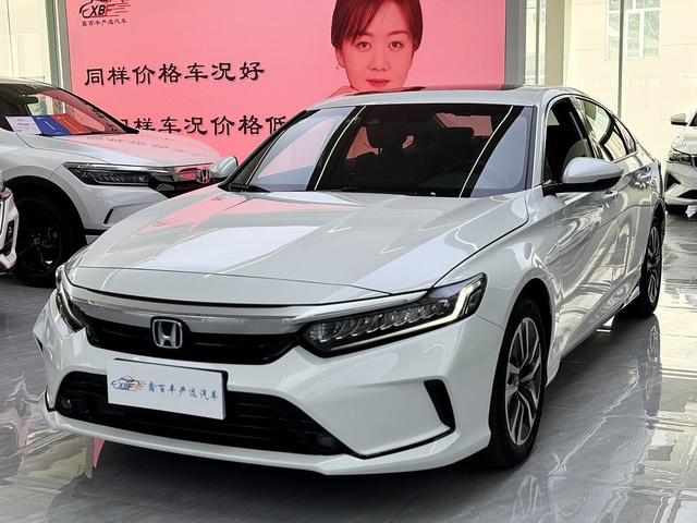 Honda Inspire 2022, 2 л, Бесступенчатая трансмиссия E-CVT, Передний привод, пробег 43 000 км — авто из Китая с пробегом