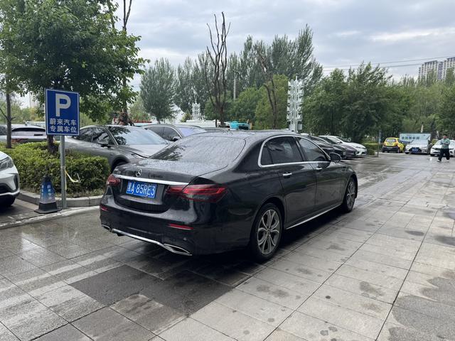 Mercedes-Benz E-Class 2022, фото 7