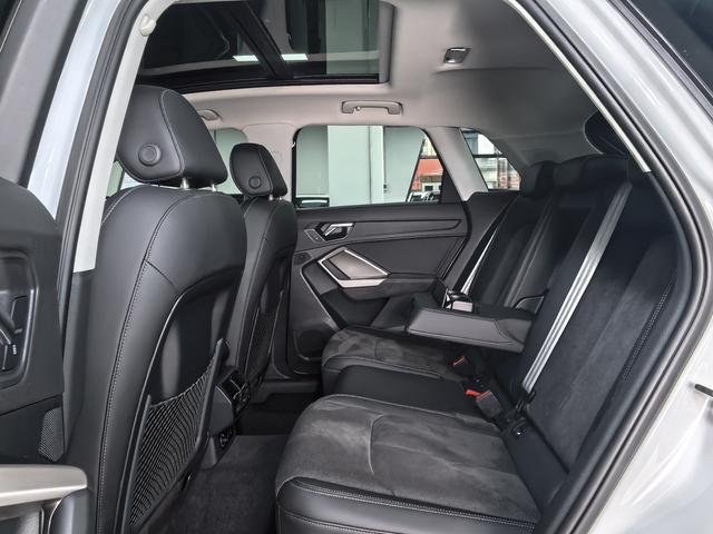 Audi Q3 2023, фото 10
