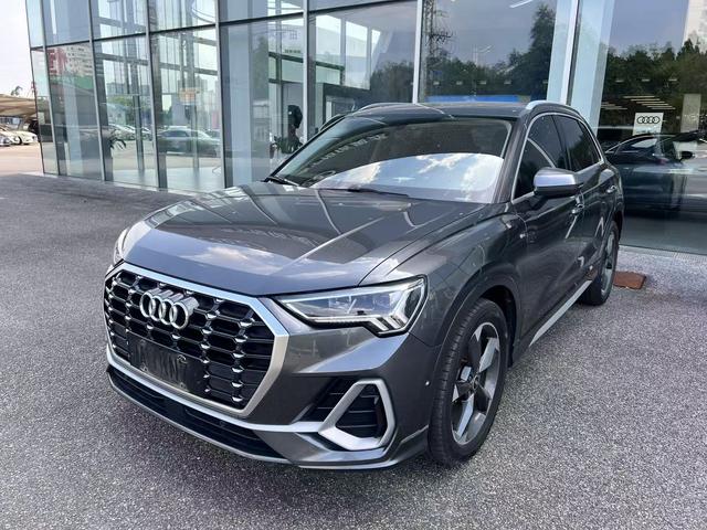 Audi Q3 2022, 1.4 л турбо, робот (DCT), передний, пробег 49 700 км — авто из Китая с пробегом