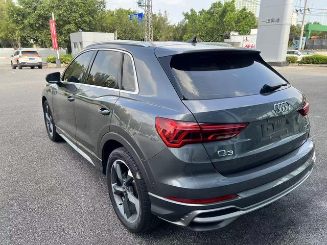 Audi Q3 2022, фото 2