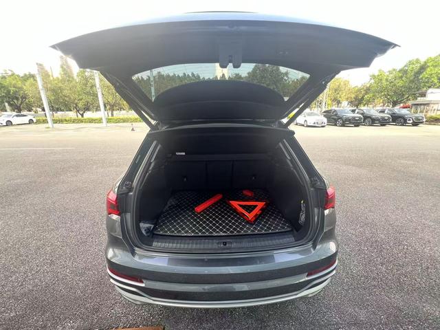 Audi Q3 2022, фото 7