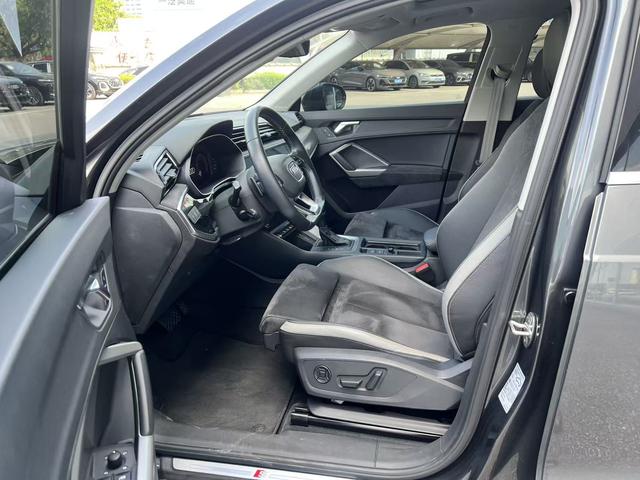 Audi Q3 2022, фото 10