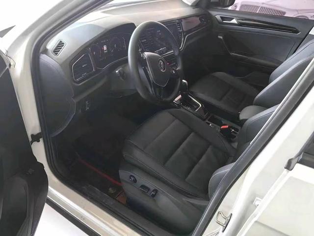Volkswagen T-Roc 2022, фото 9