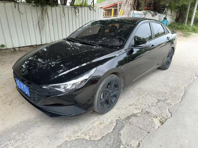 Hyundai Elantra 2022, 1.5 л, вариатор (CVT), передний, пробег 47 000 км — авто из Китая с пробегом