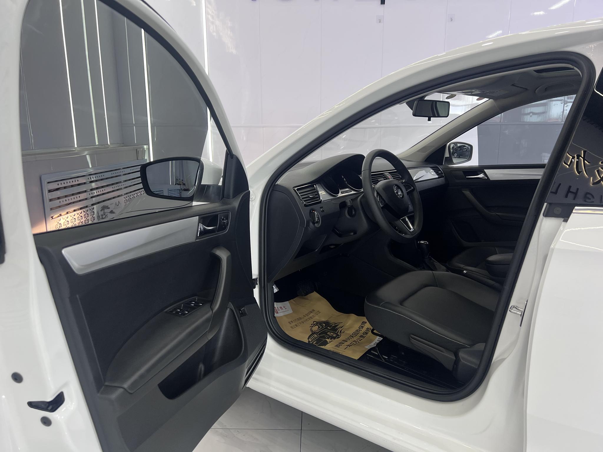 Skoda Rapid 2022, фото 7