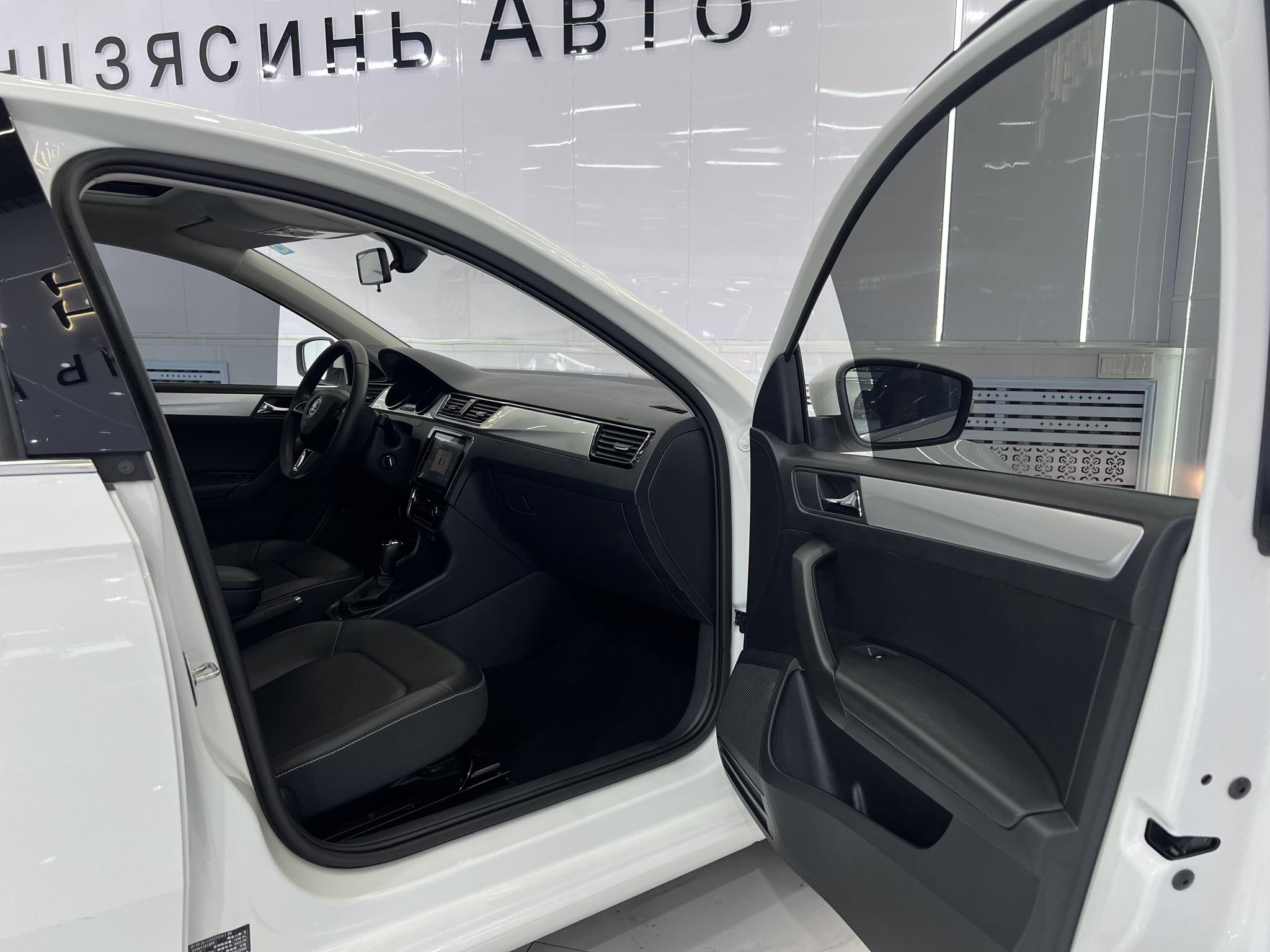 Skoda Rapid 2022, фото 17