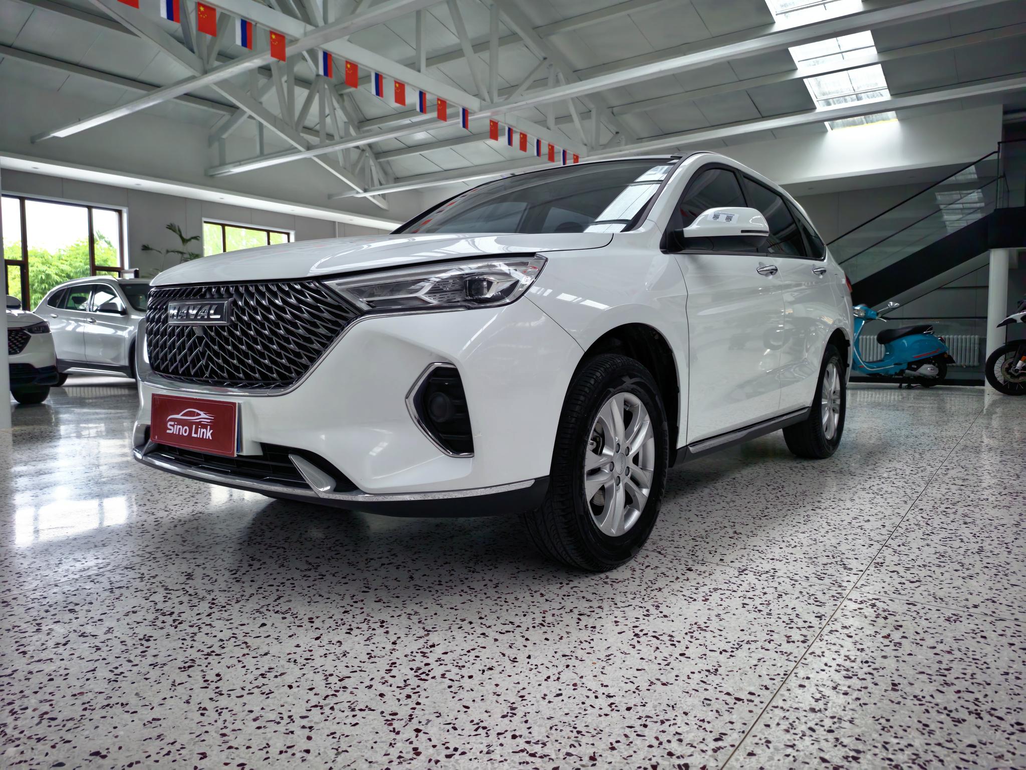Haval M6 2023, 1.5 л турбо, робот (DCT), передний, пробег 26 000 км — авто из Китая с пробегом